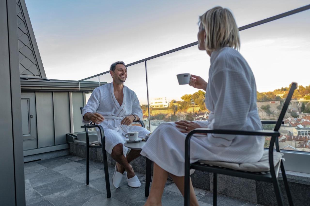 Vizualiza Residence Hotel プロヴディフ エクステリア 写真